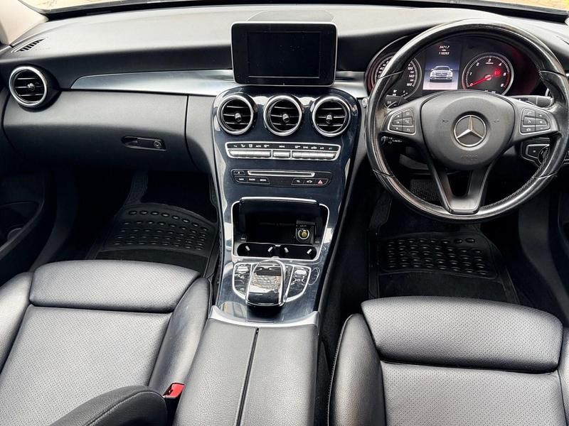Begagnad Mercedes C220 Executive 2016 Svart Sedan