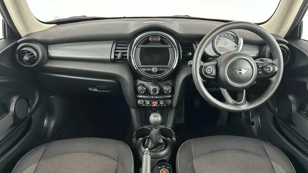 Usado Mini Cooper Classic 134 CV (98 kW) 2020 Rojo Utilitario