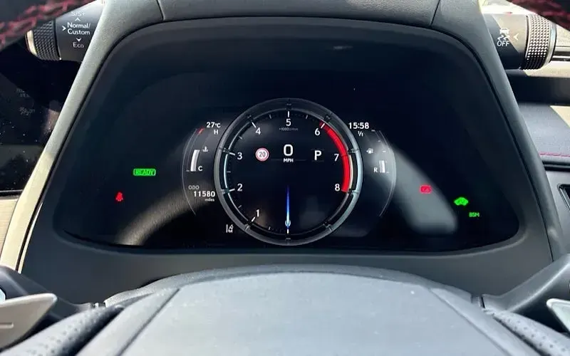 Used Lexus UX Sport Line 184 HP (135 kW) 2022 Silver SUV