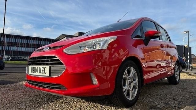 Used Ford B-MAX Zetec 105 HP (77 kW) 2014 Race red MPV