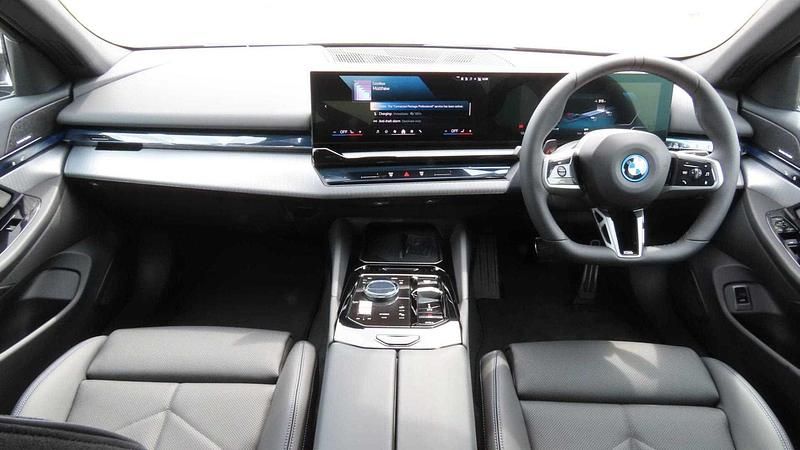 Used BMW i5 M Sport 246 kW (335 HP) 2025 Grey Sedan
