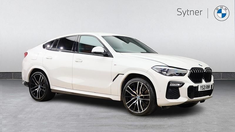White Used 2021 BMW X6 M Sport SUV | £42,500 (Fair price) - Image 1/4