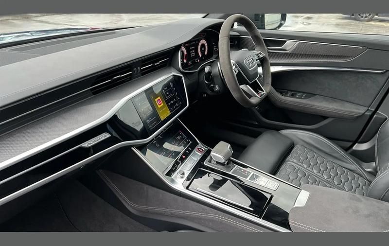 Usado Audi RS6 Design 630 HP (463 kW) 2024 Azul Carrinha