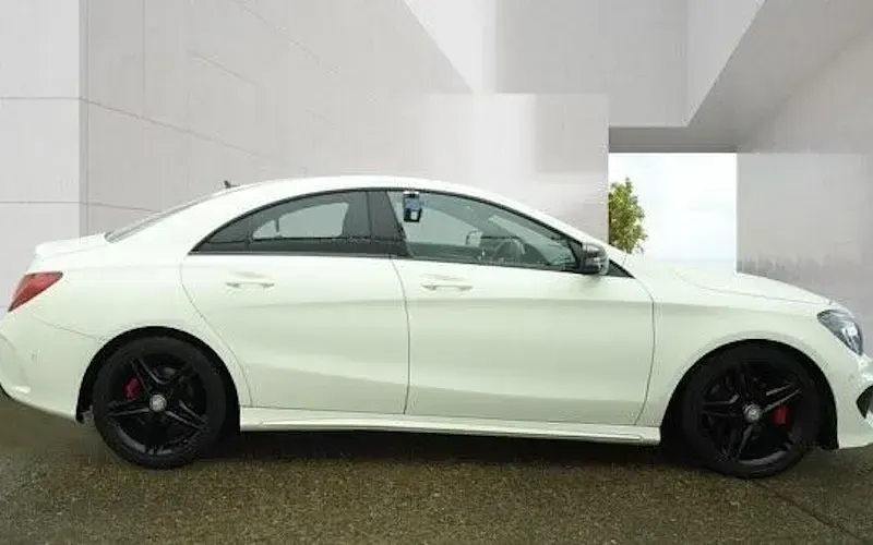 Used Mercedes CLA220 AMG 170 HP (125 kW) 2014 White Coupe