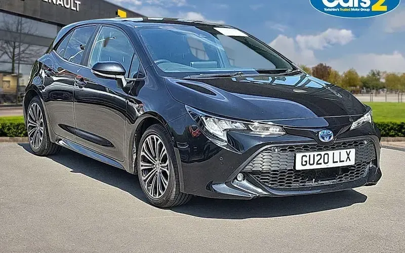 Used Toyota Corolla Design 122 HP (89 kW) 2020 Hatchback