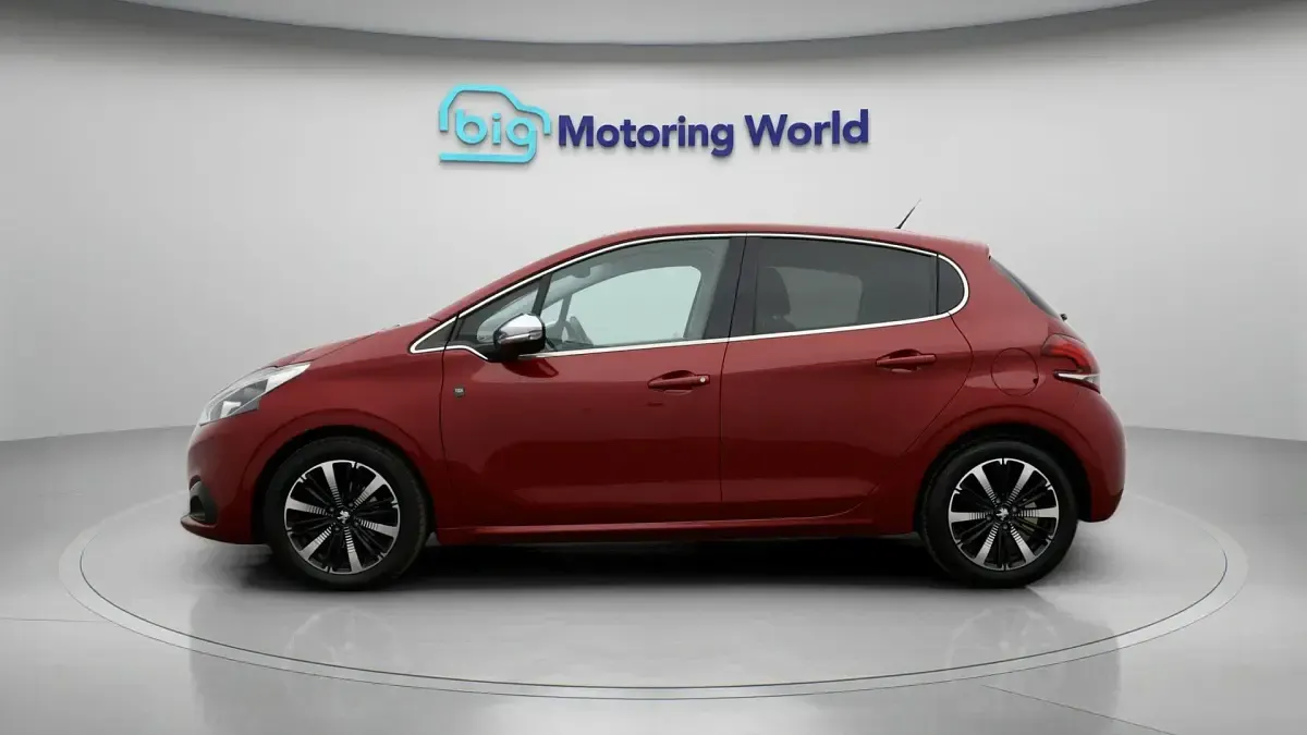 Used Peugeot 208 S 82 HP (60 kW) 2019 Hatchback