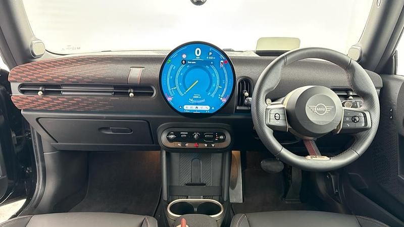 Begagnad Mini Cooper Sport 154 HK (113 kW) 2024 Svart Halvkombi