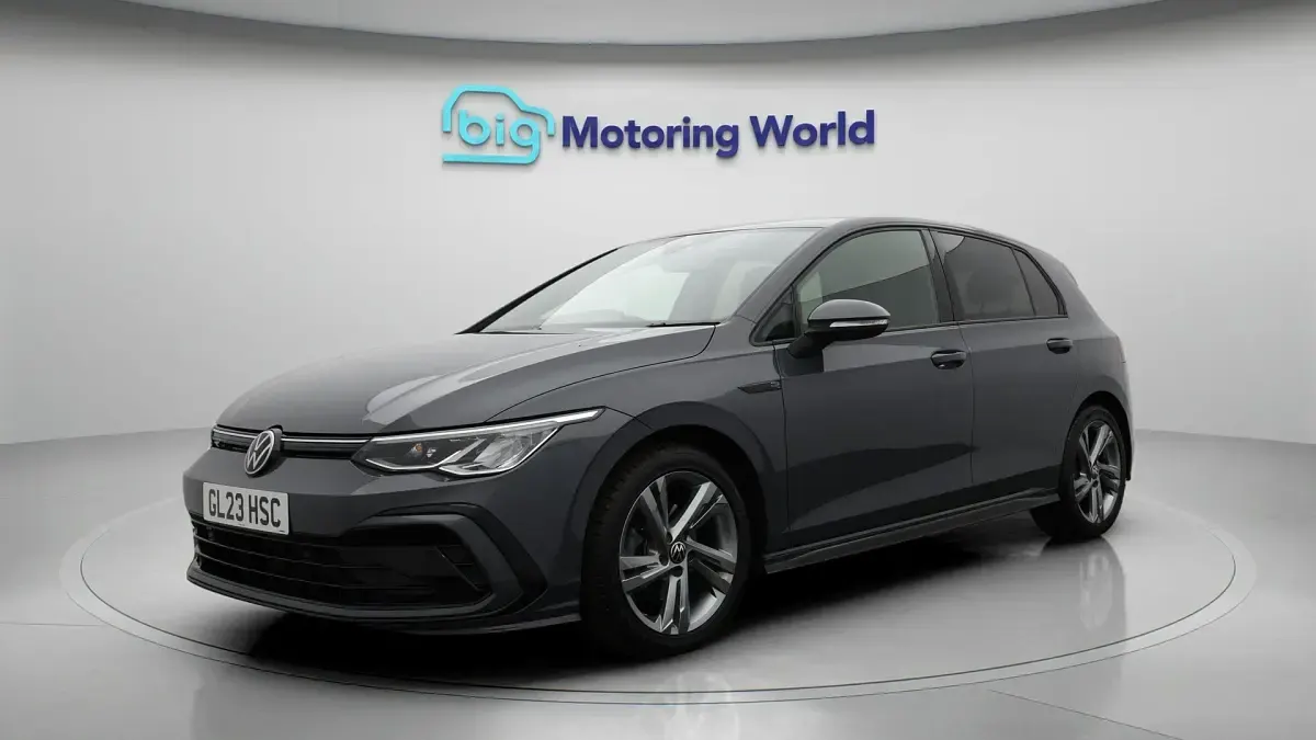 Used VW Golf VIII R-line 131 HP (96 kW) 2023 Grey Hatchback
