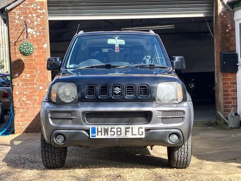Used Suzuki Jimny 85 HP (62 kW) 2008 Black SUV