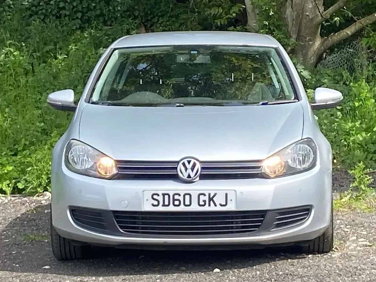 Used VW Golf VI Match 105 HP (77 kW) 2010 Silver Hatchback