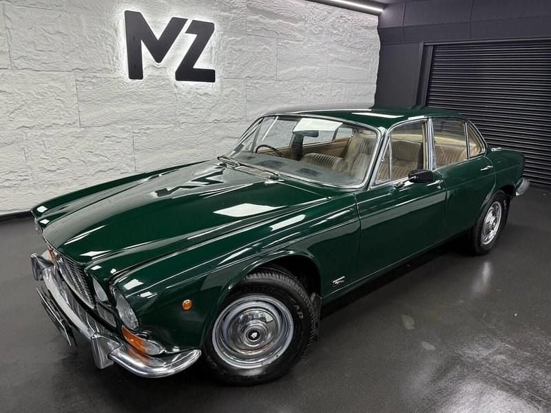 Used Jaguar XJ6 1972 Green Sedan