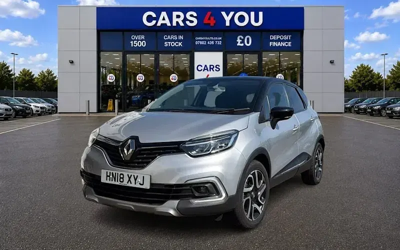 Used Renault Captur Dynamique 90 HP (66 kW) 2018 Silver/black SUV
