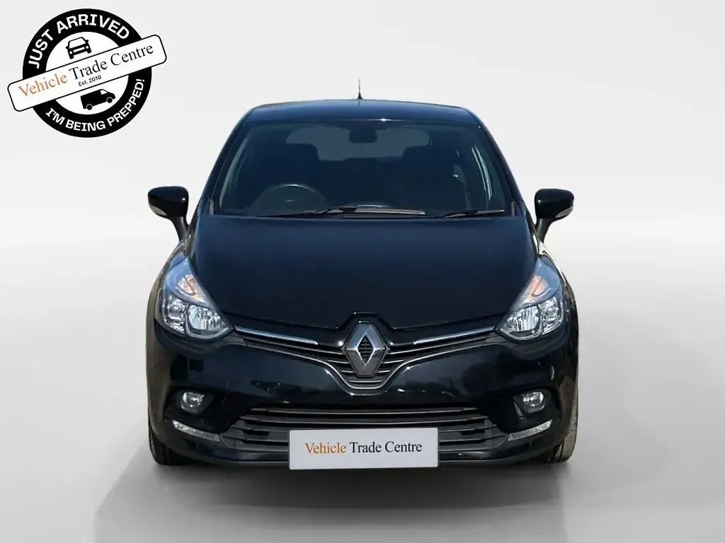 Used Renault Clio IV Dynamique 90 HP (66 kW) 2018 Black Hatchback