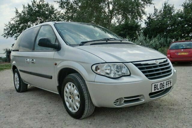 Used Chrysler Voyager 148 HP (108 kW) 2005 MPV