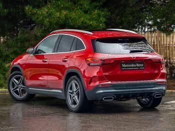 Used Mercedes GLA220 AMG Line Premium Plus 190 HP (139 kW) 2021 Red SUV