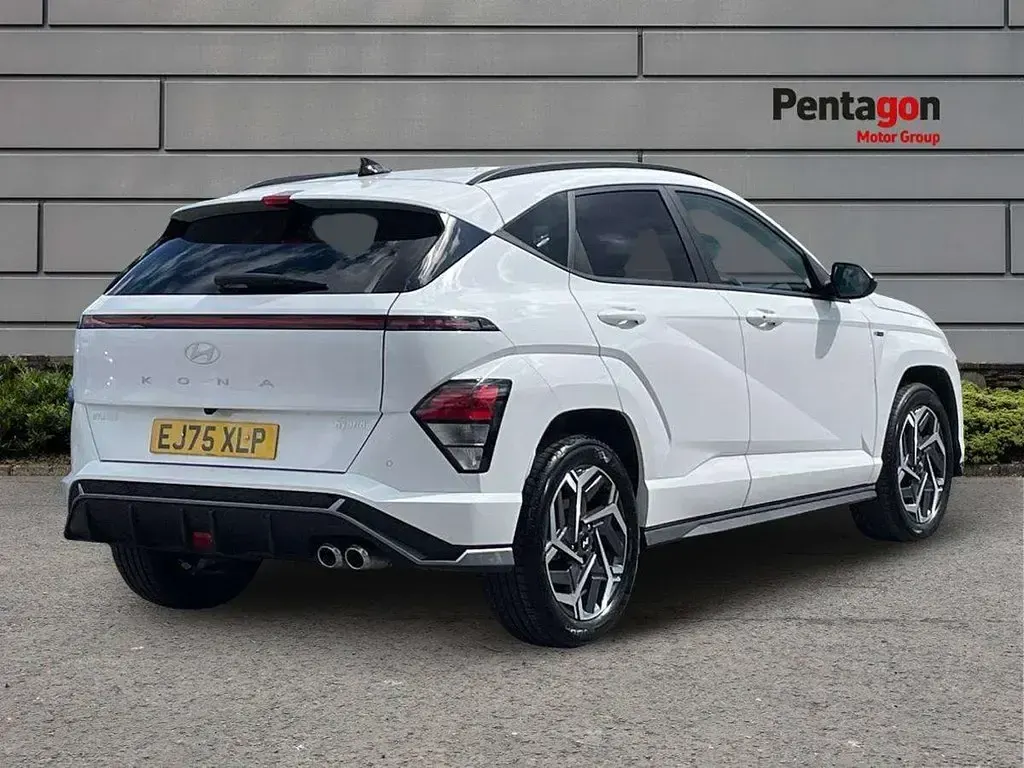 Used Hyundai Kona N Line 135 HP (99 kW) 2025 White SUV