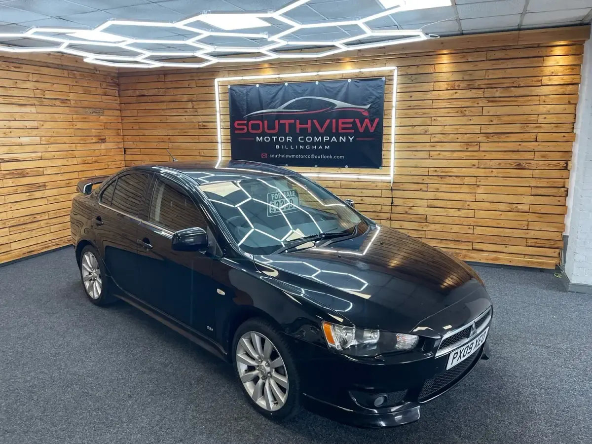 Used Mitsubishi Lancer 2009 Black Sedan