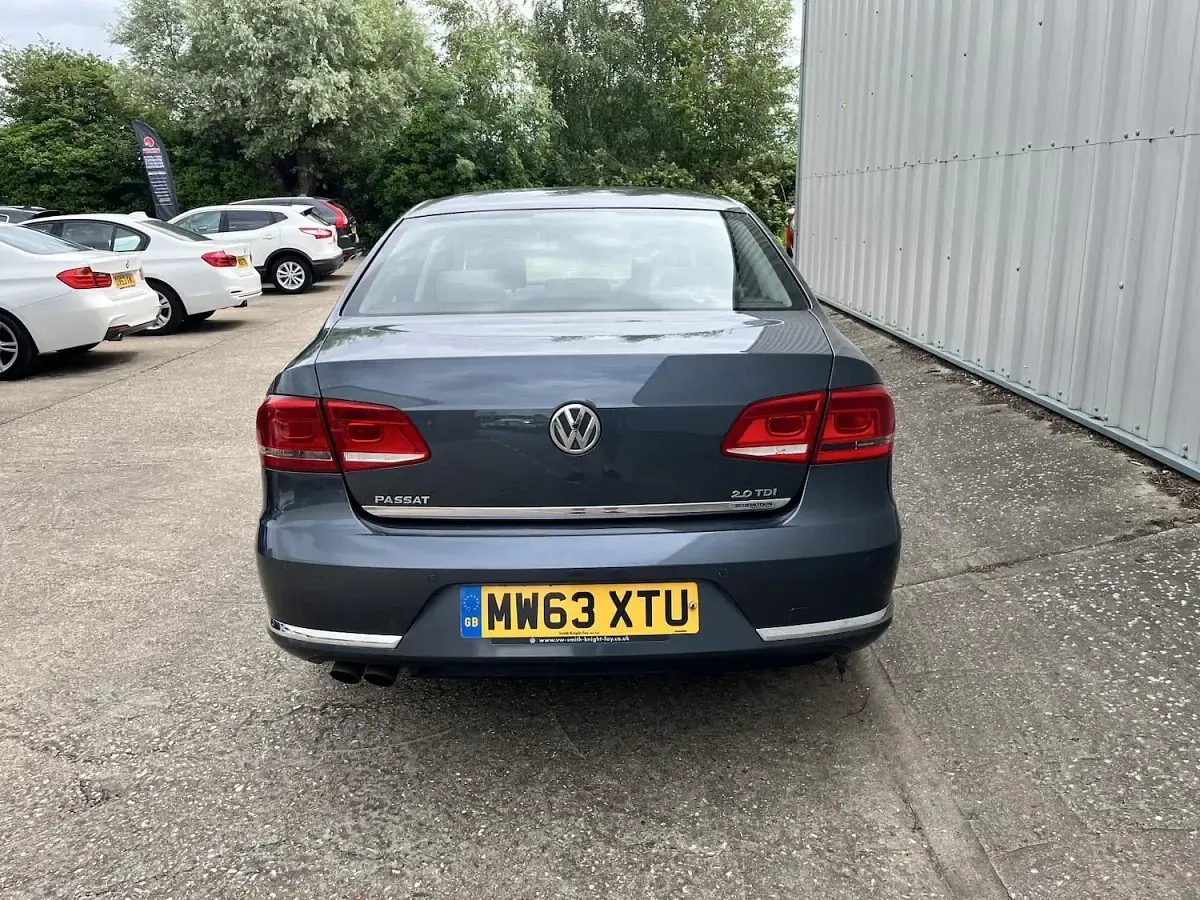 Used VW Passat Executive 2013 Grey Sedan