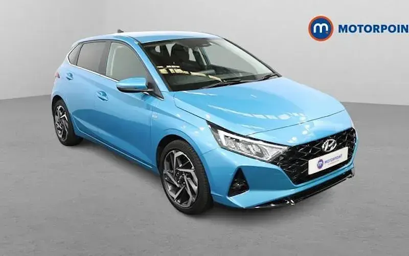 Used Hyundai i20 Premium 101 HP (74 kW) 2023 Hatchback