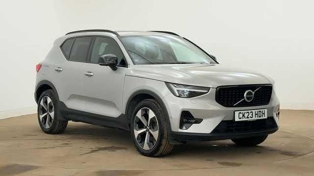 Used Volvo XC40 Ultimate 194 HP (142 kW) 2023 Silver SUV