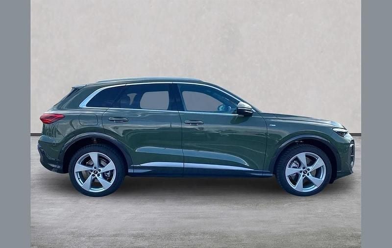 New Audi Q5 S-Line 200 HP (147 kW) 2025 Other SUV