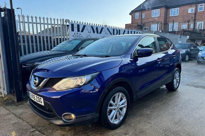 Blue Used 2016 Nissan Qashqai Acenta SUV | £7,295 (Super price) - Image 1/1
