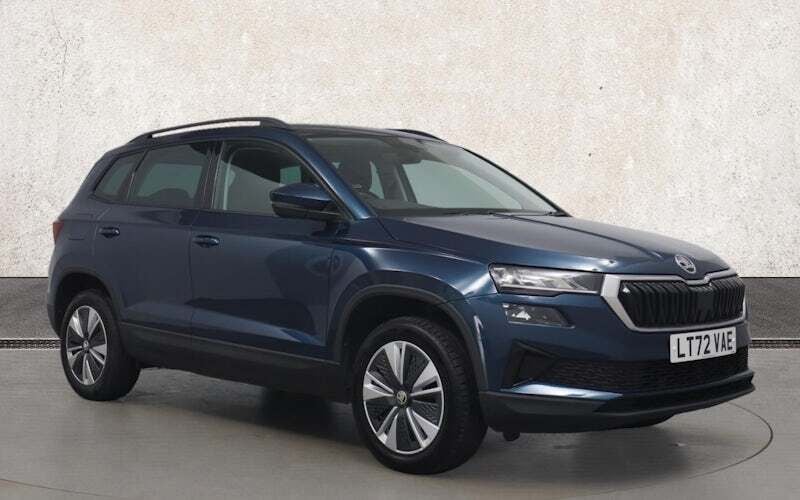 Used 2025 Skoda Karoq SE Drive SUV | £18,522 (Super price) - Image 1/3