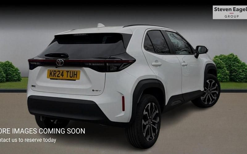 Used Toyota Yaris Hybrid Design 116 HP (85 kW) 2026 Estate