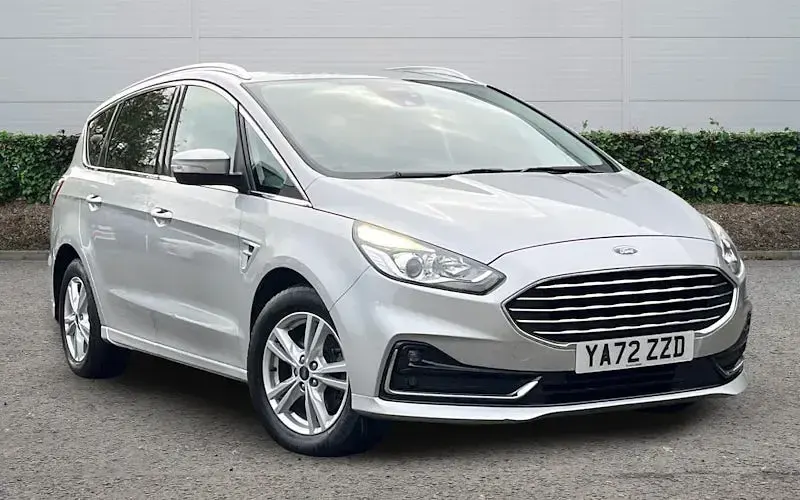 Usado Ford S-MAX Titanium 190 HP (139 kW) 2022 Monovolume