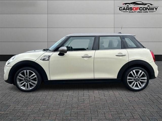 Usado Mini Cooper S Hatch 192 HP (141 kW) 2018 Branco Citadino