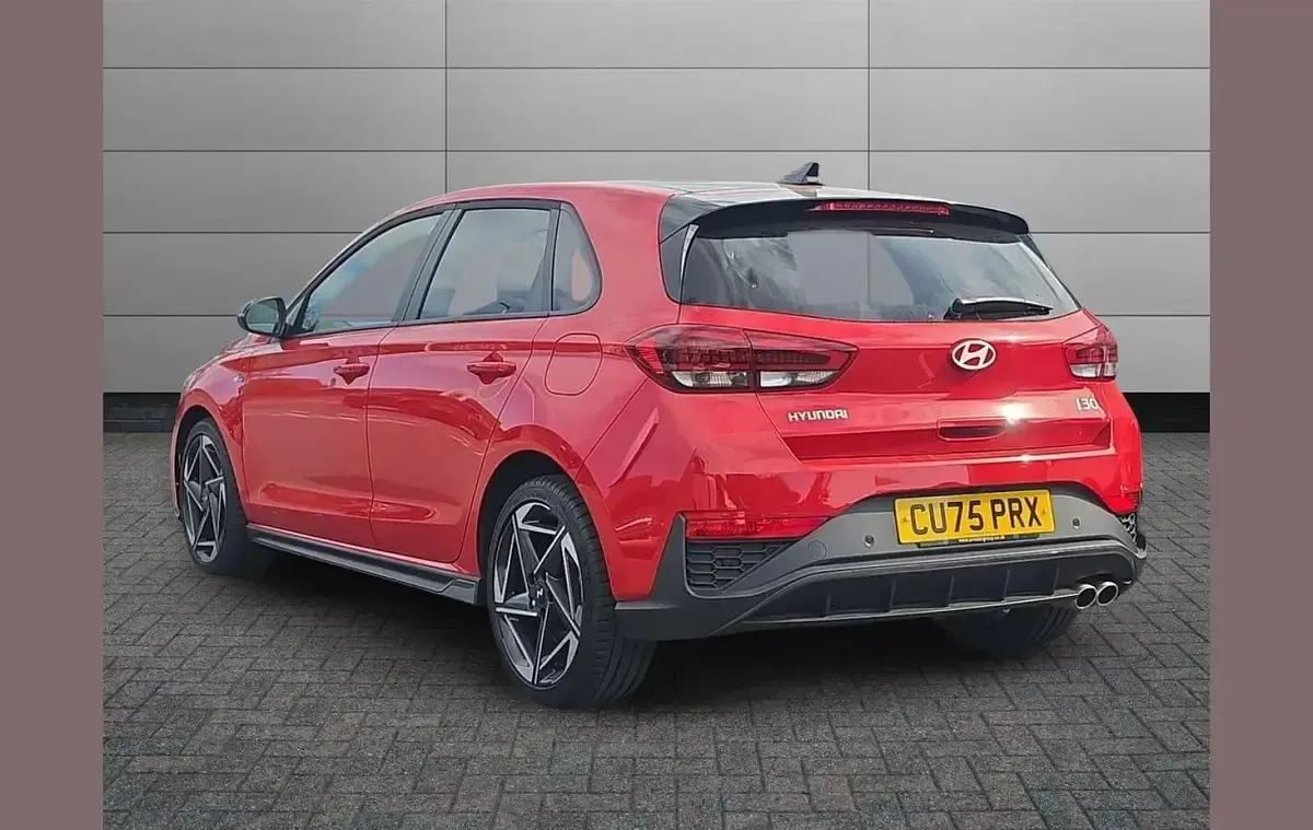 Used Hyundai i30 N Line 140 HP (102 kW) 2025 Red Hatchback