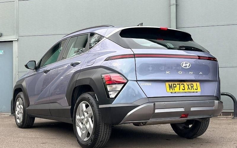 Used Hyundai Kona Advanced 120 HP (88 kW) 2025 SUV