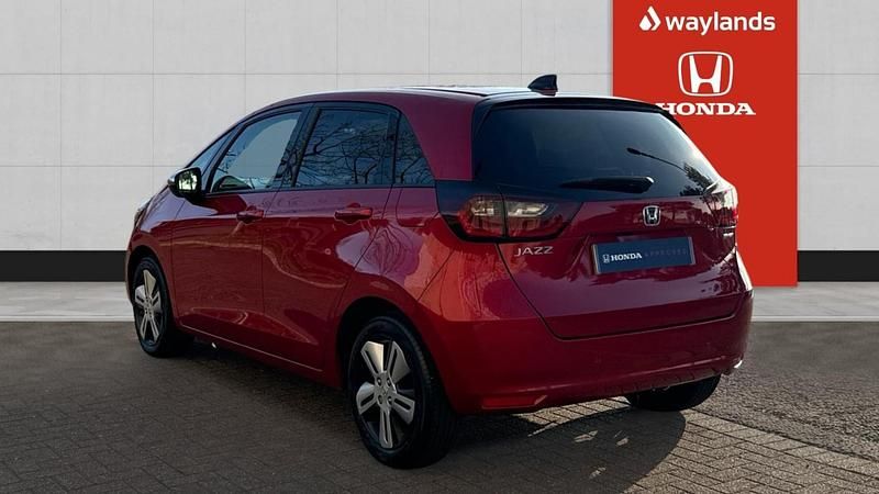 Used Honda Jazz Hybrid 109 HP (80 kW) 2023 Red Hatchback