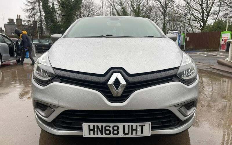 Silver Used 2018 Renault Clio IV GT-Line Hatchback | £6,495 (Good price) - Image 1/4