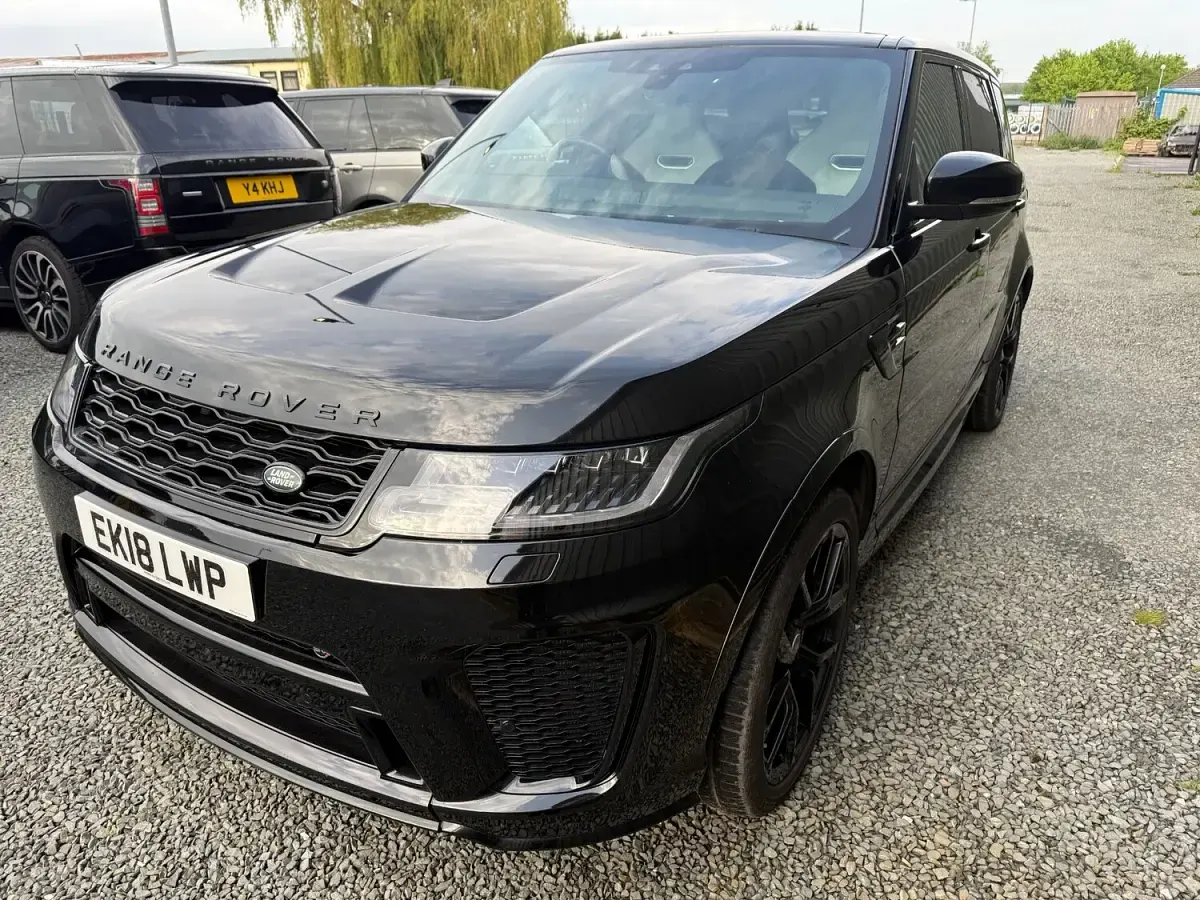 Used Land Rover Range Rover Sport SVR 575 HP (422 kW) 2018 Black SUV