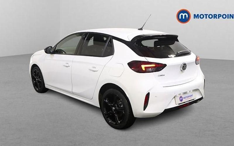 Gebraucht Vauxhall Corsa 101 PS (74 kW) 2023 Weiß Kleinwagen