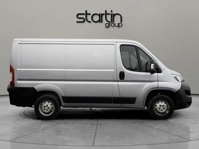 Used Citroën Relay 118 HP (86 kW) 2022 Grey Van