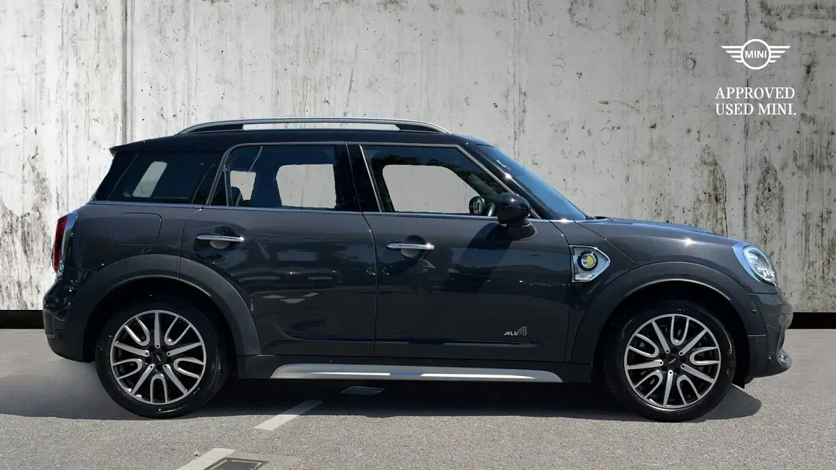 Used Mini Cooper S Countryman 221 HP (162 kW) 2019 Grey SUV