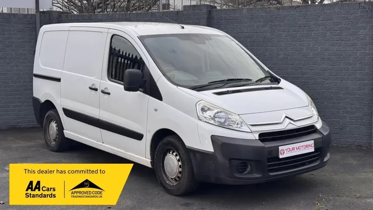 Usado Citroën Dispatch 125 HP (91 kW) 2015 Branco Monovolume