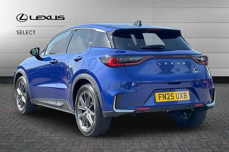 Used Lexus LBX 136 HP (100 kW) 2025 Blue SUV