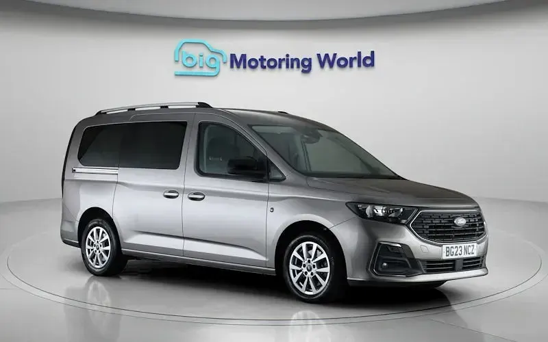 Used Ford Tourneo Titanium 122 HP (89 kW) 2026 Estate