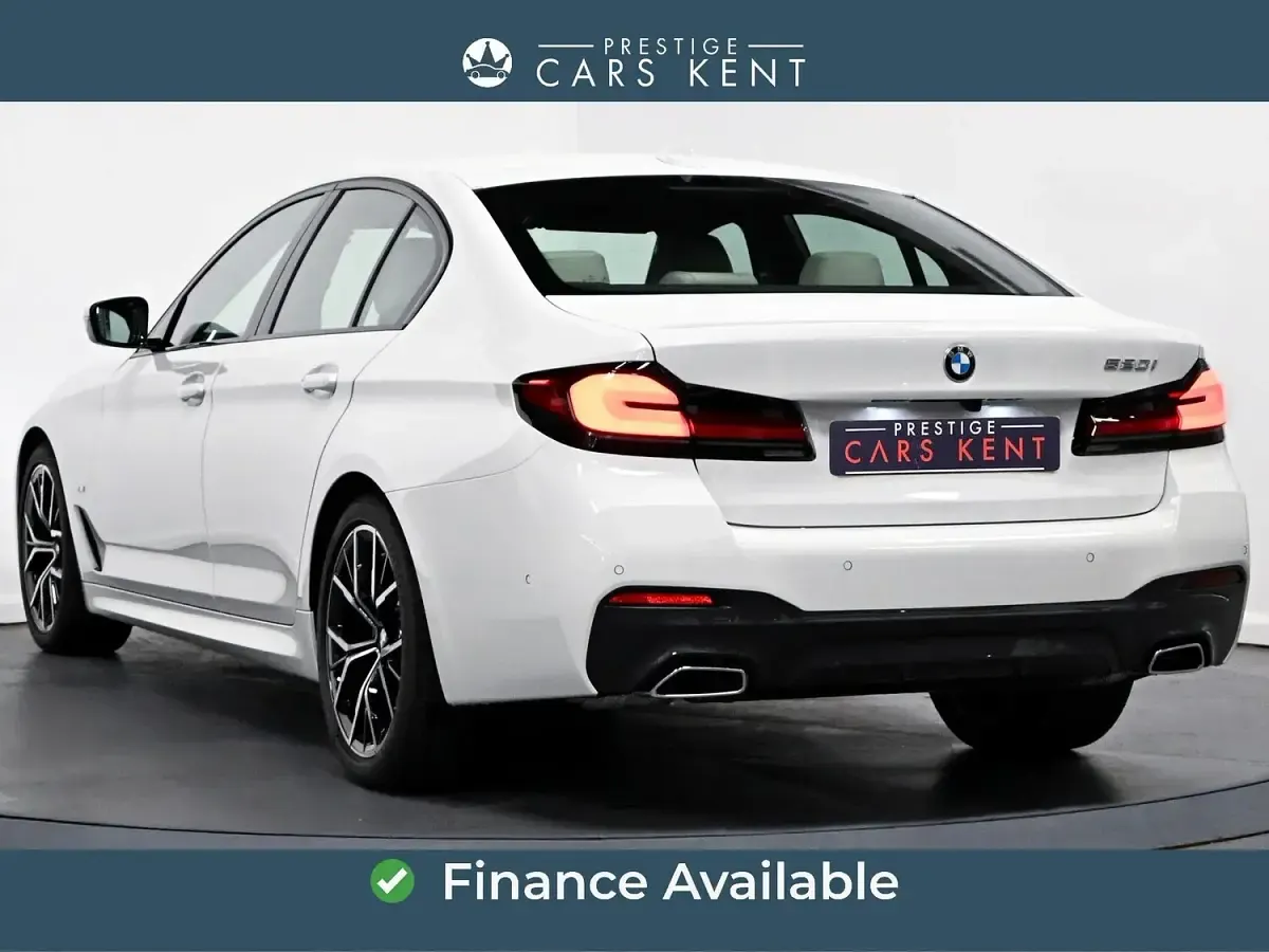 Used BMW 520 M Sport 181 HP (133 kW) 2023 White Sedan
