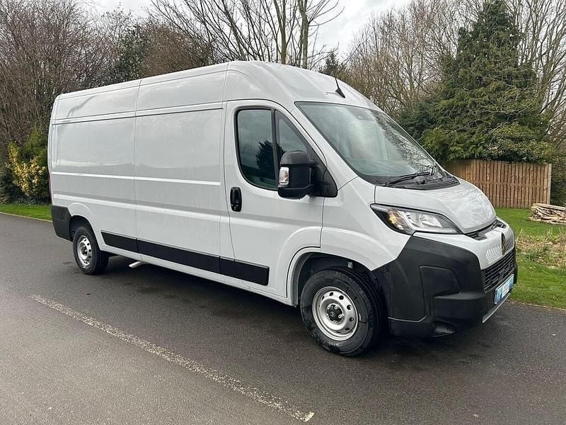 Used Citroën Relay 2025 Grey Van