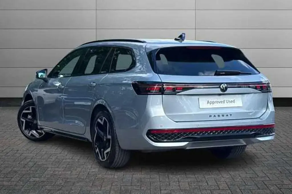New VW Passat 150 HP (110 kW) 2026 Estate