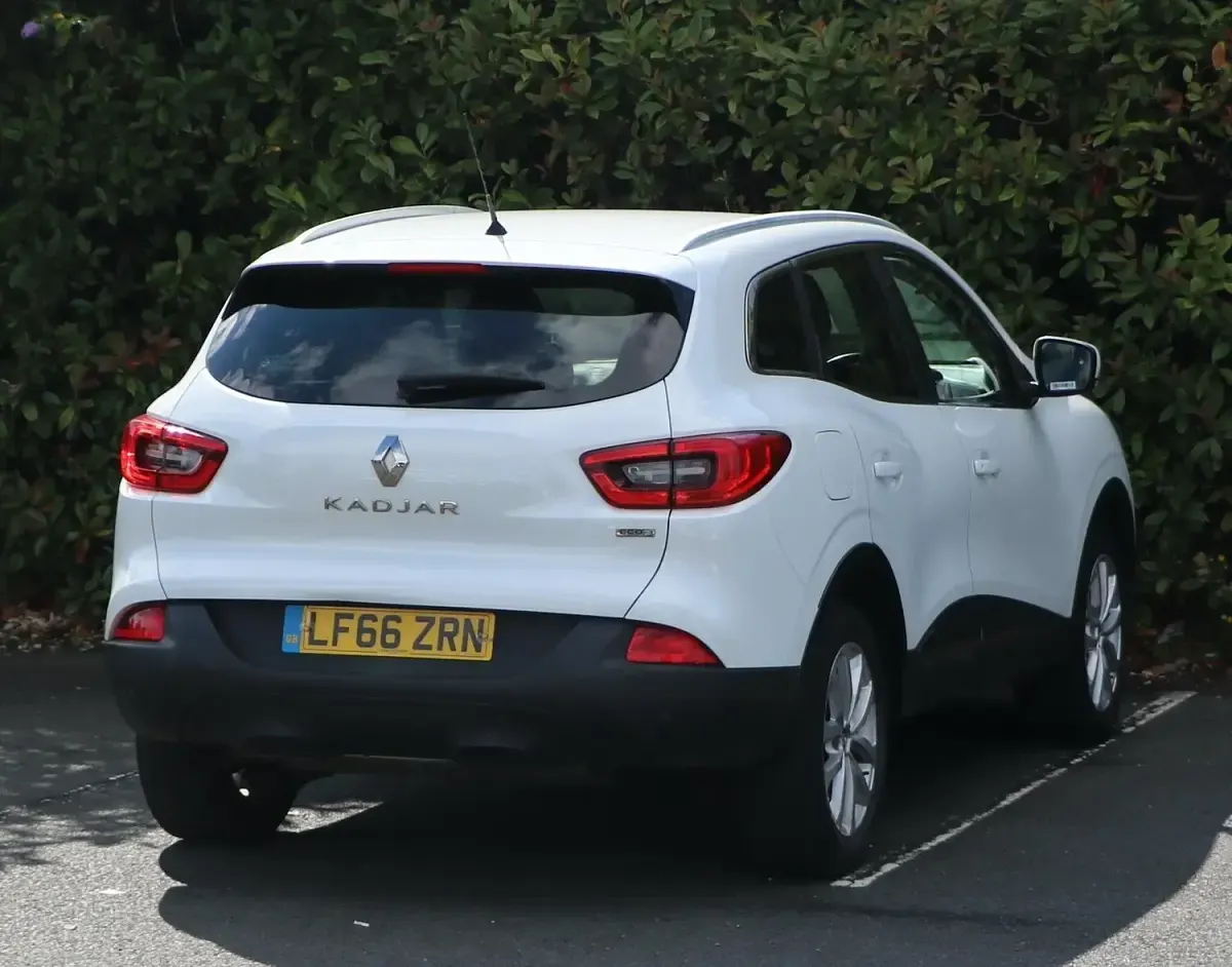 Used Renault Kadjar Dynamique 110 HP (80 kW) 2016 White SUV