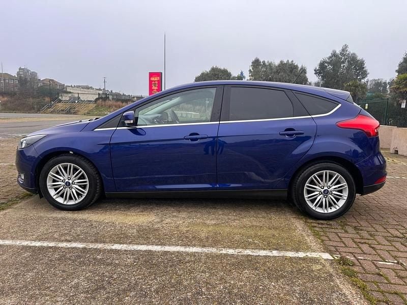 Used Ford Focus Zetec 2018 Blue Hatchback
