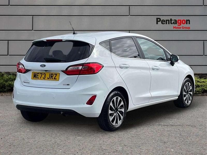 Used Ford Fiesta Titanium 123 HP (90 kW) 2024 White Hatchback