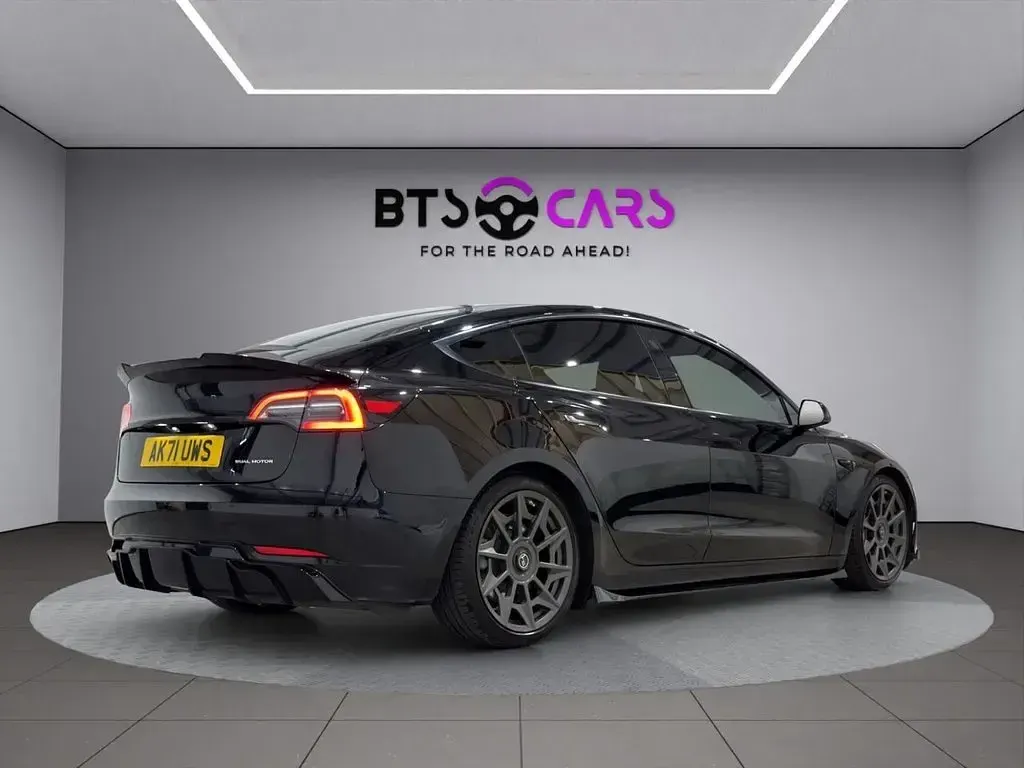 Used Tesla Model 3 Long Range RWD 254 kW (346 HP) 2022 Black Sedan