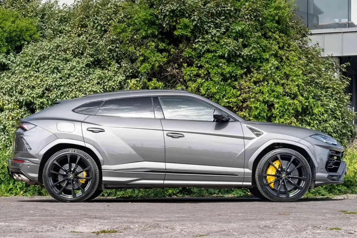 Used Lamborghini Urus 650 HP (478 kW) 2022 Grey SUV