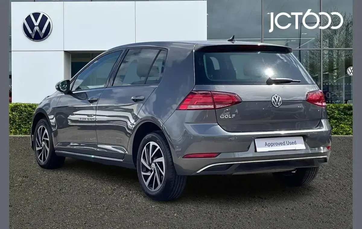 Used VW Golf VII Match 147 HP (108 kW) 2019 Grey Hatchback